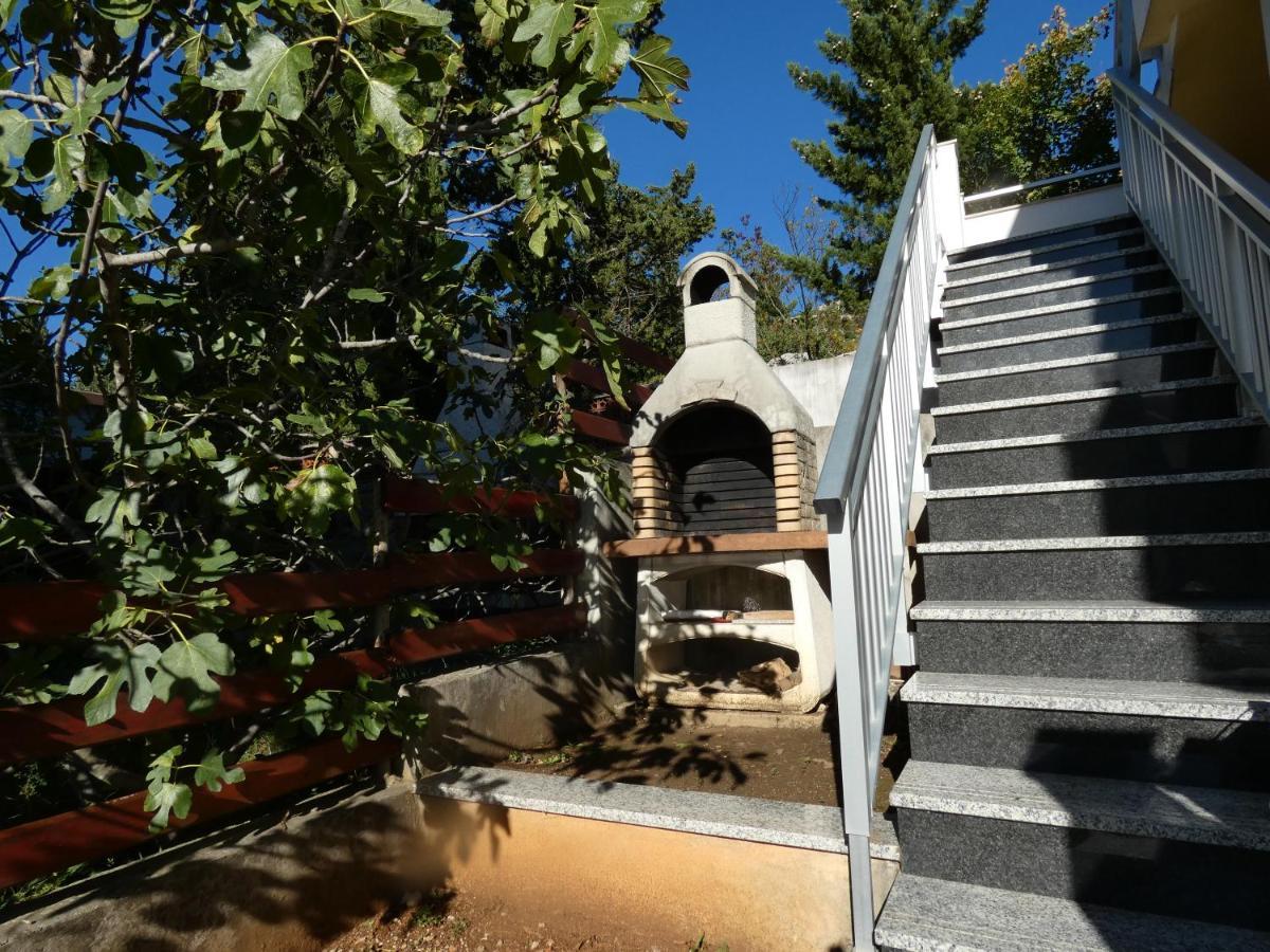 Tomo Apartment Starigrad Paklenica Bagian luar foto
